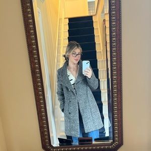 Meet your Posher, Esther